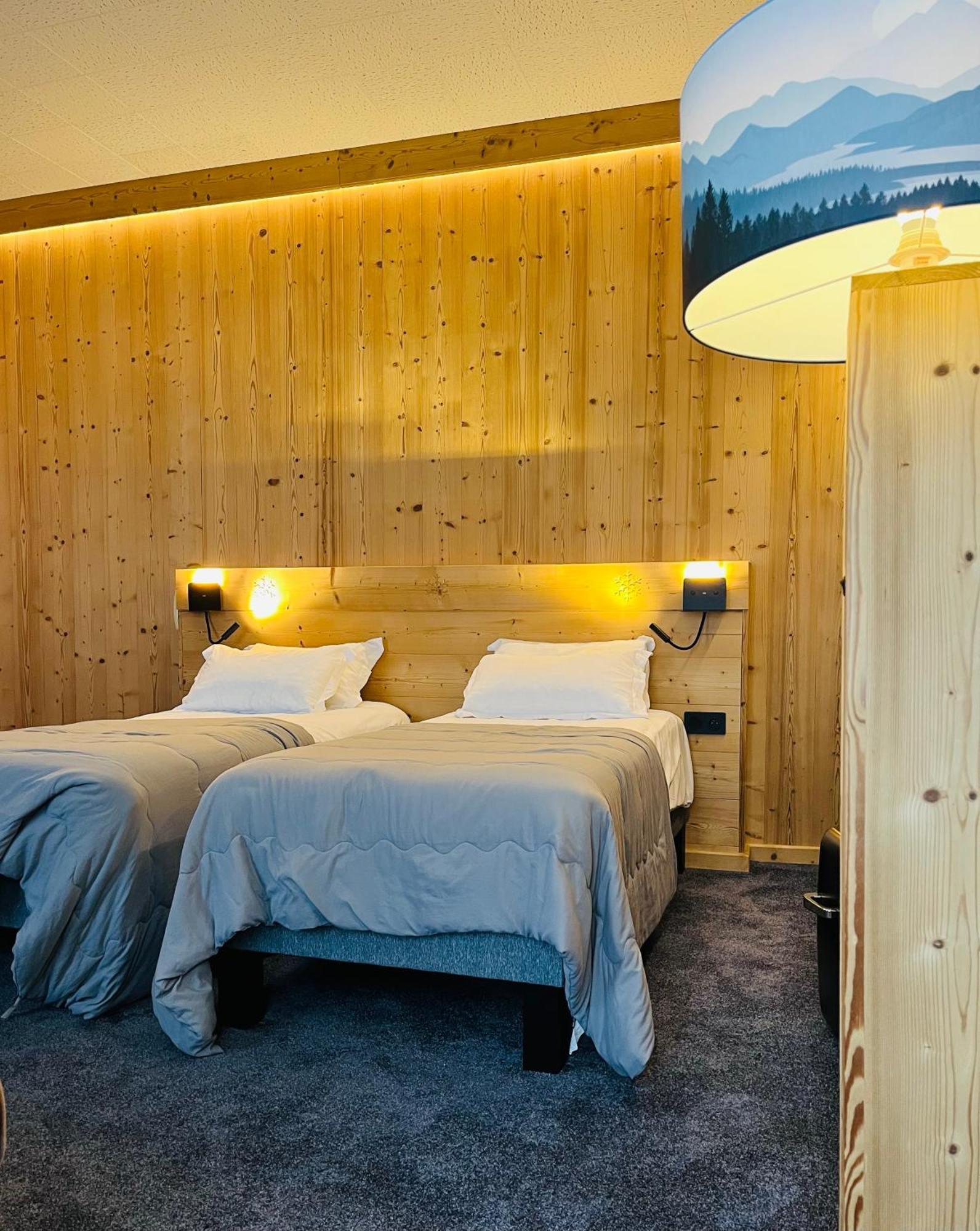 Hotel Le Sacca, Nouvelle Equipe 코트레 외부 사진